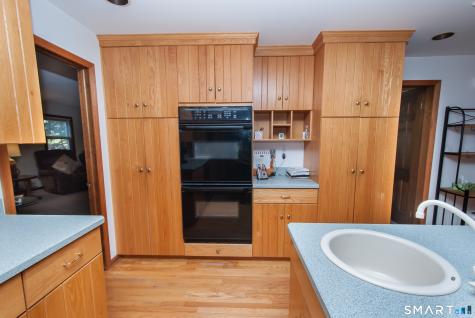 39 Hunters Ridge Road Shelton CT 06484