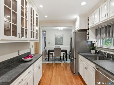 26 Grandview Terrace Essex CT 06426