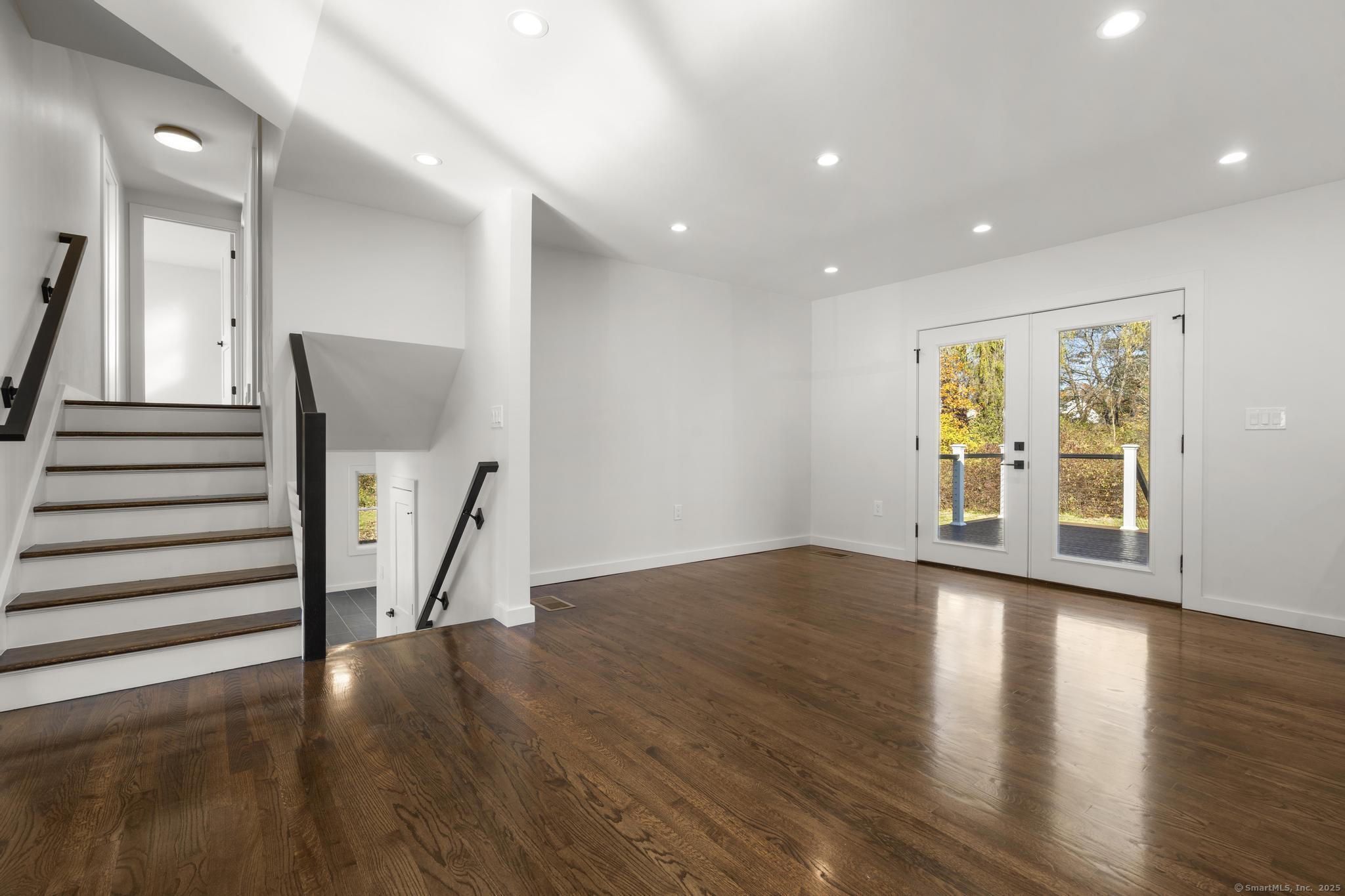 10 Hosmer Drive West Hartford CT 06117