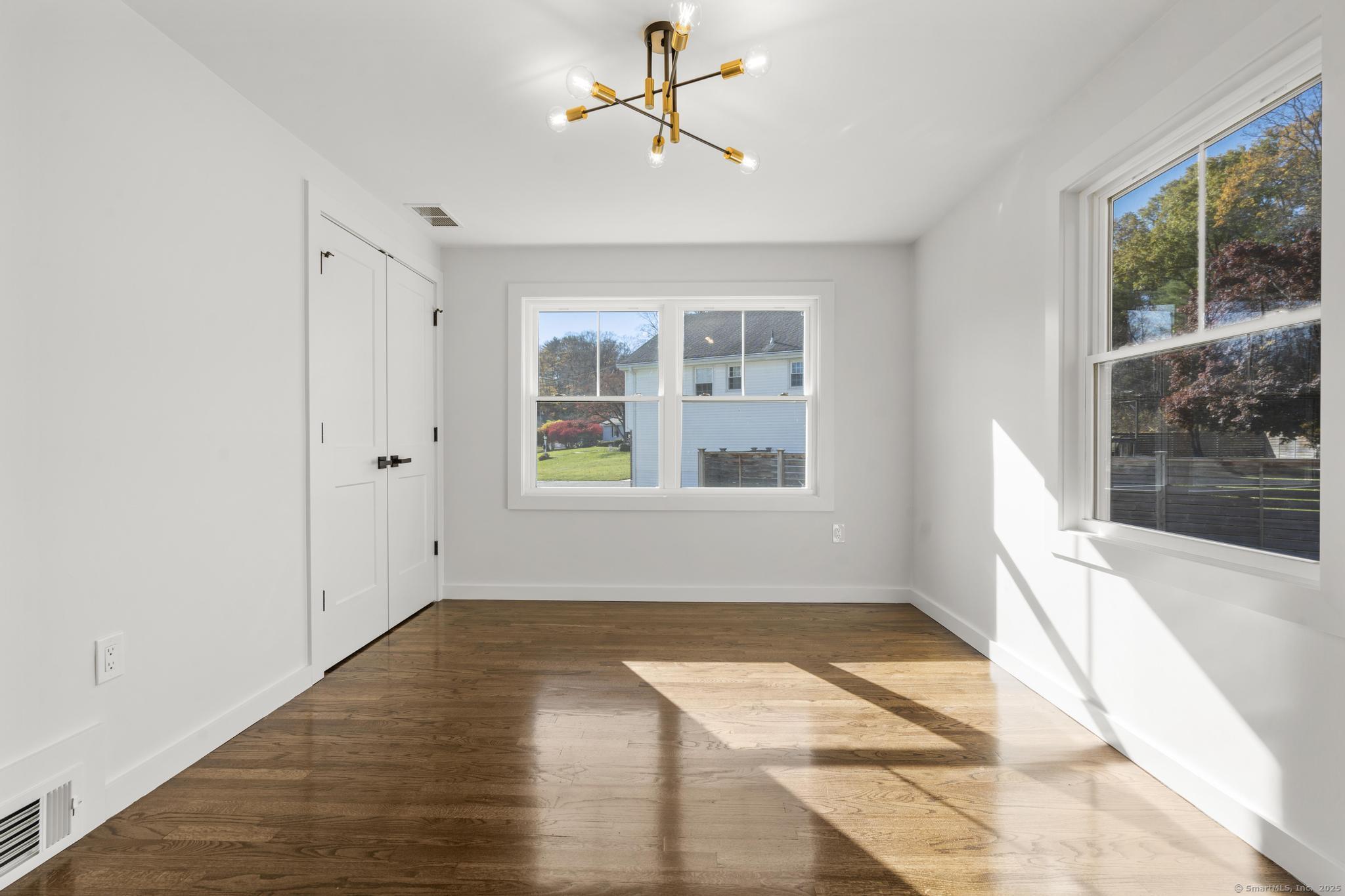 10 Hosmer Drive West Hartford CT 06117