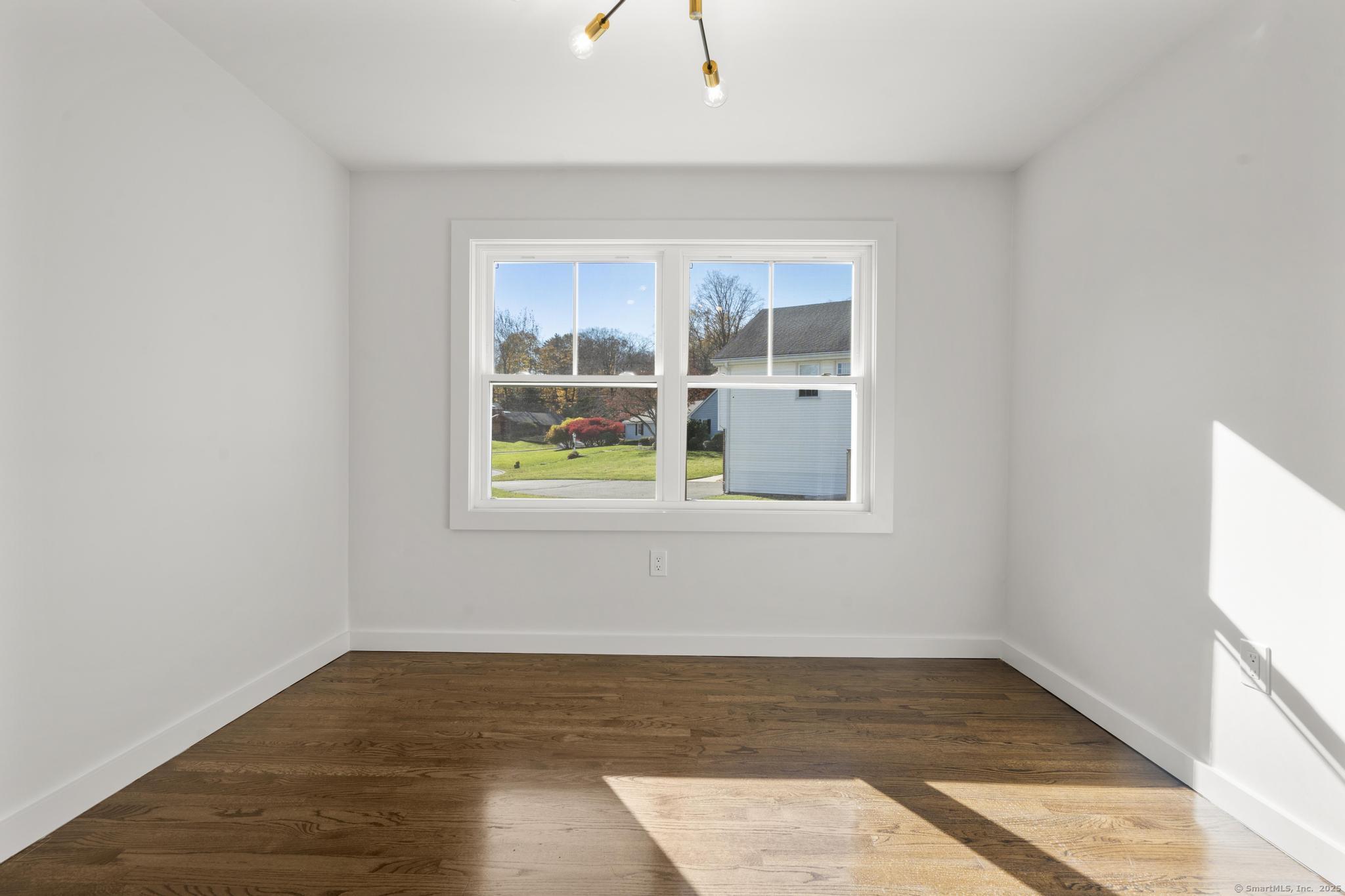 10 Hosmer Drive West Hartford CT 06117