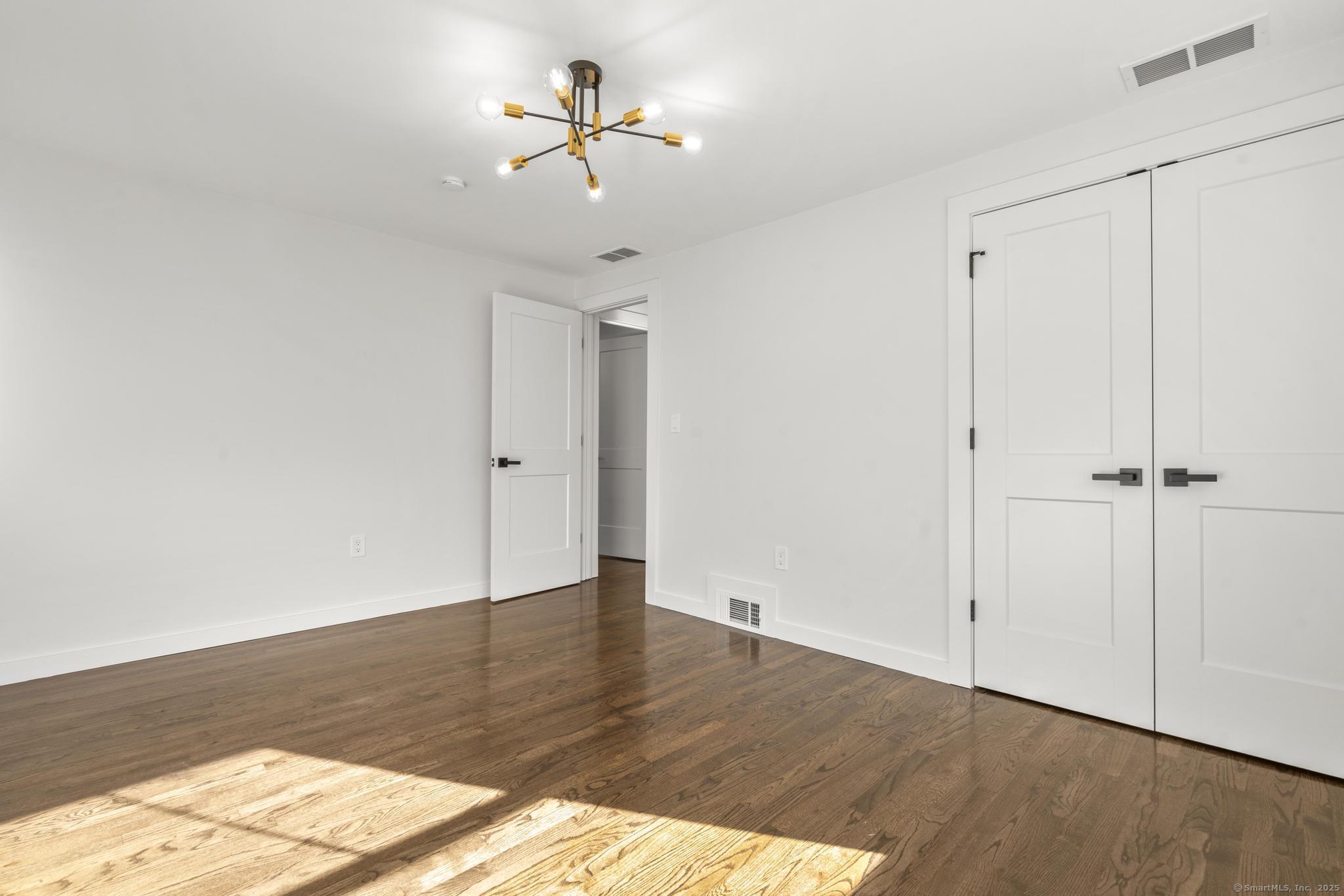 10 Hosmer Drive West Hartford CT 06117