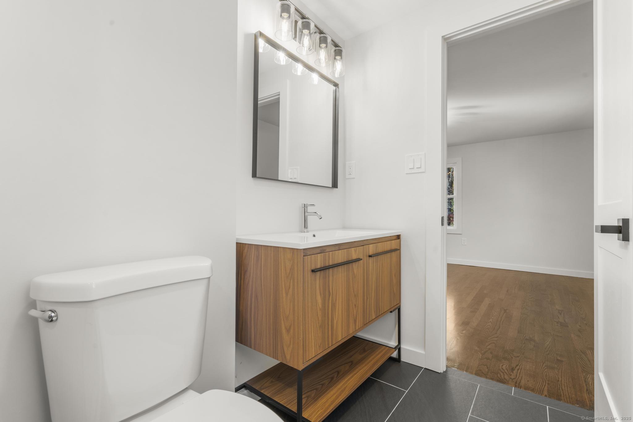 10 Hosmer Drive West Hartford CT 06117