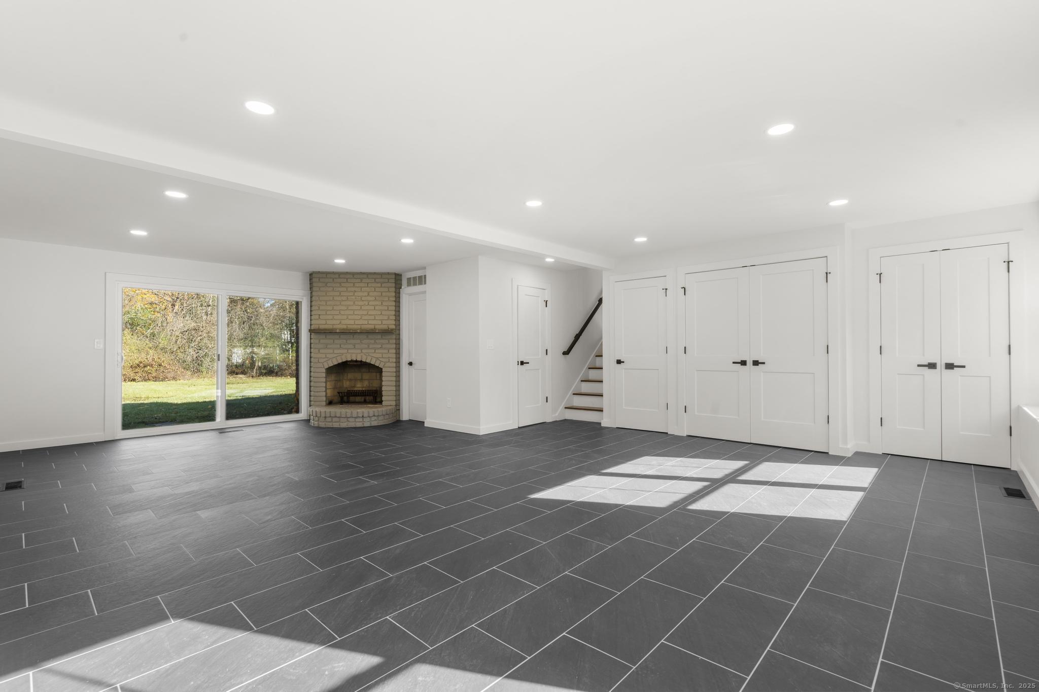 10 Hosmer Drive West Hartford CT 06117