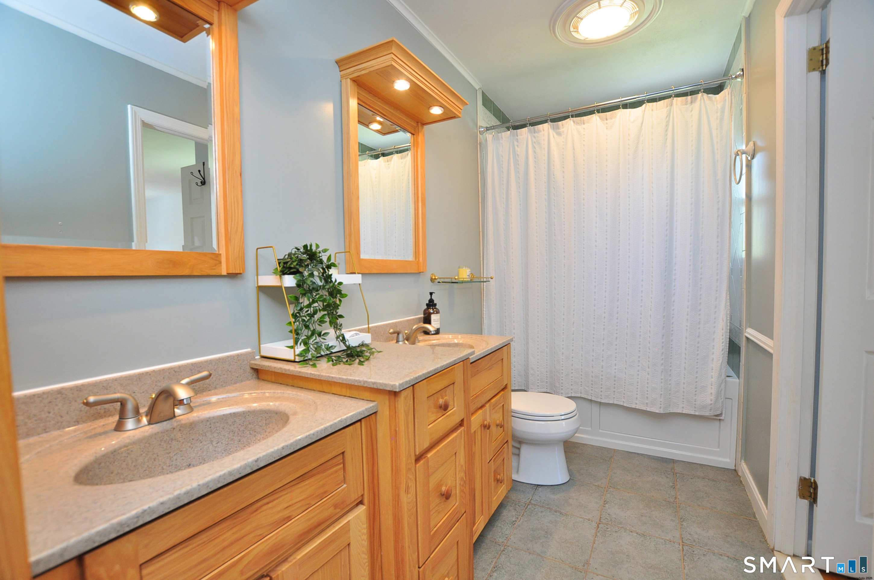 12 Lyman Road West Hartford CT 06117