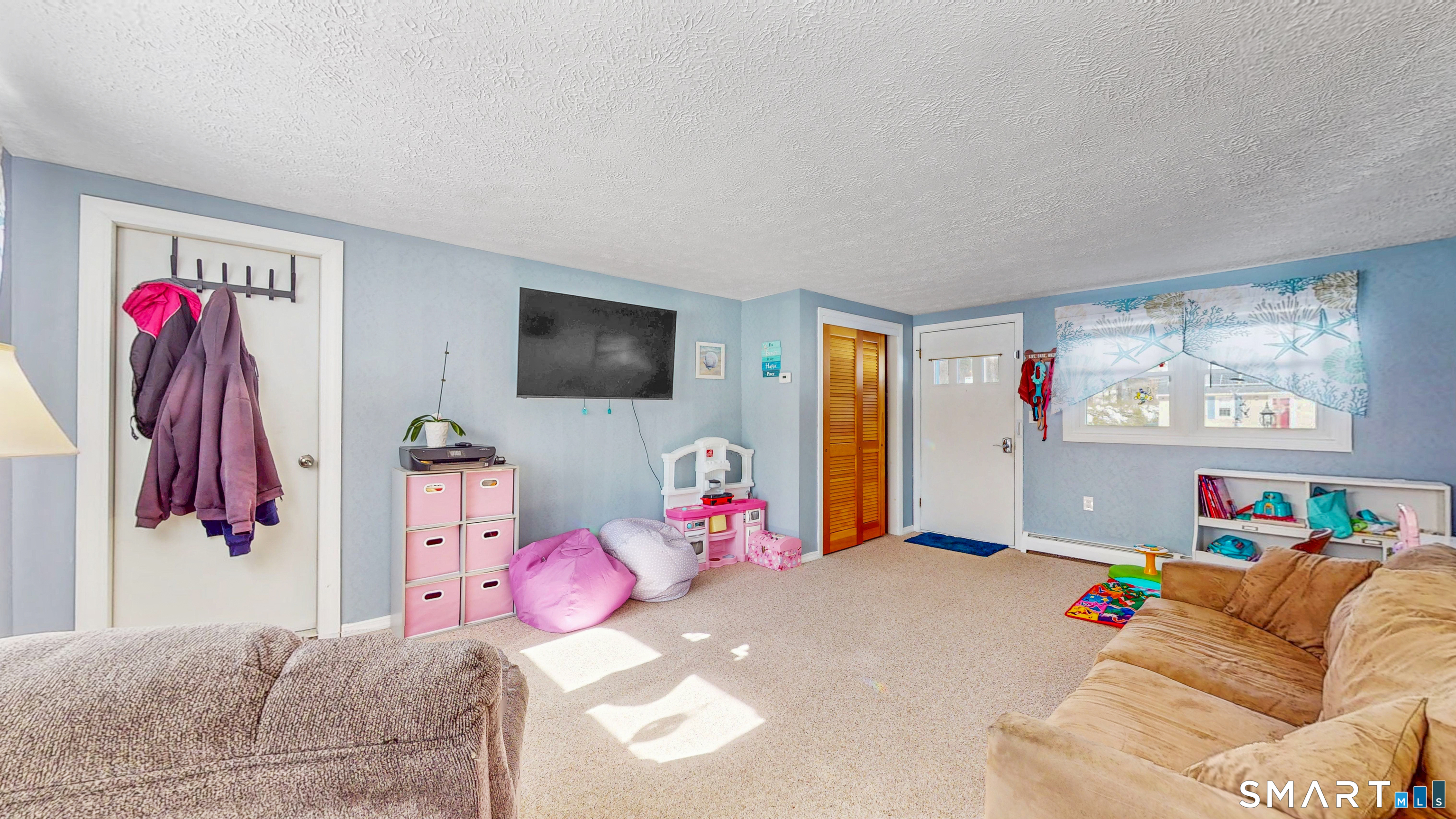 38 Eastgate Lane Enfield CT 06082