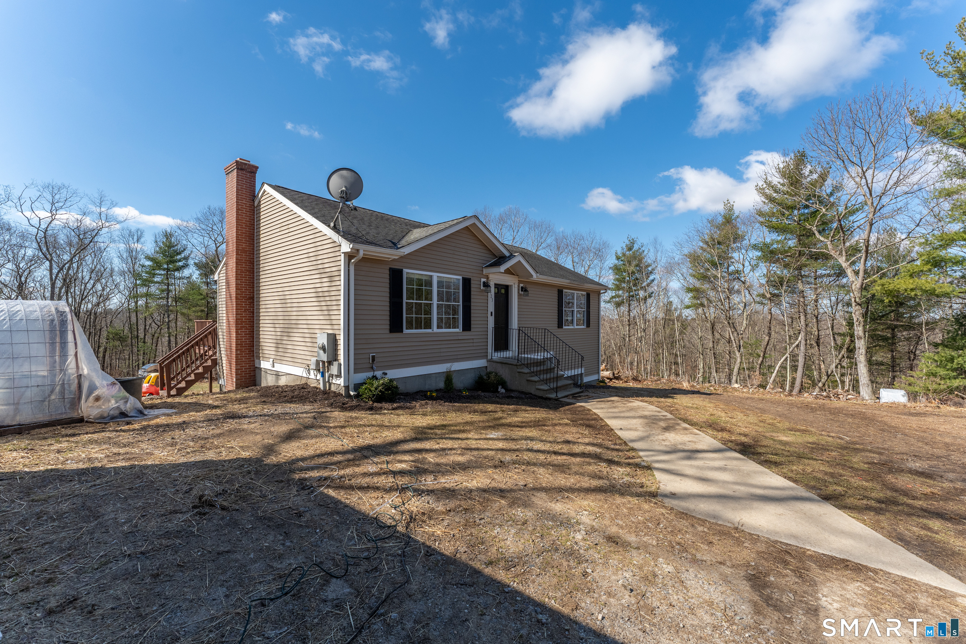 523 Danielle Way Killingly CT 06241