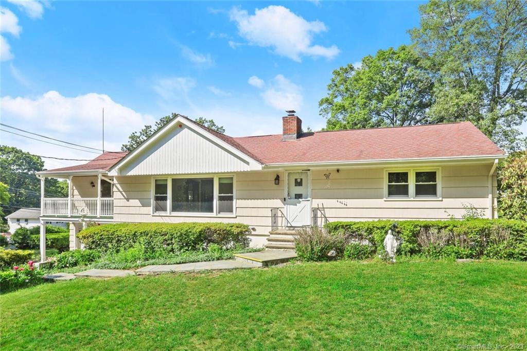 11 Steppingstone Place Norwalk CT 06850