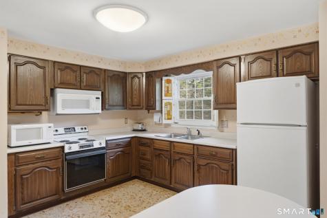 385 Cotton Hill Road New Hartford CT 06057