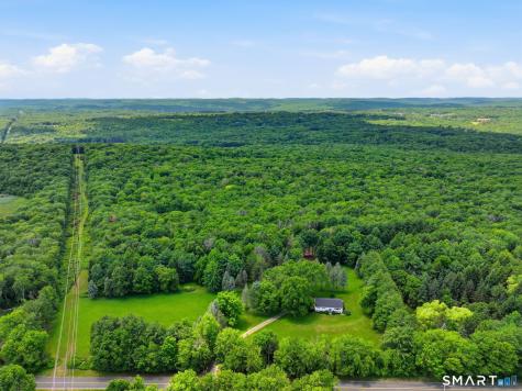 385 Cotton Hill Road New Hartford CT 06057