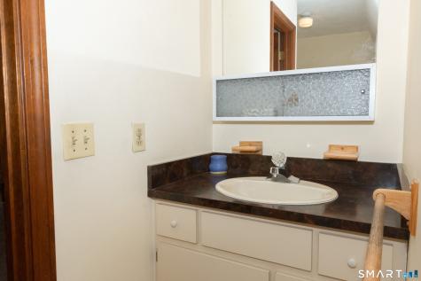 447 Pumpkin Hill Road Ledyard CT 06339