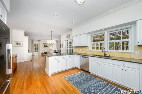 43 Phillips Lane Darien CT 06820