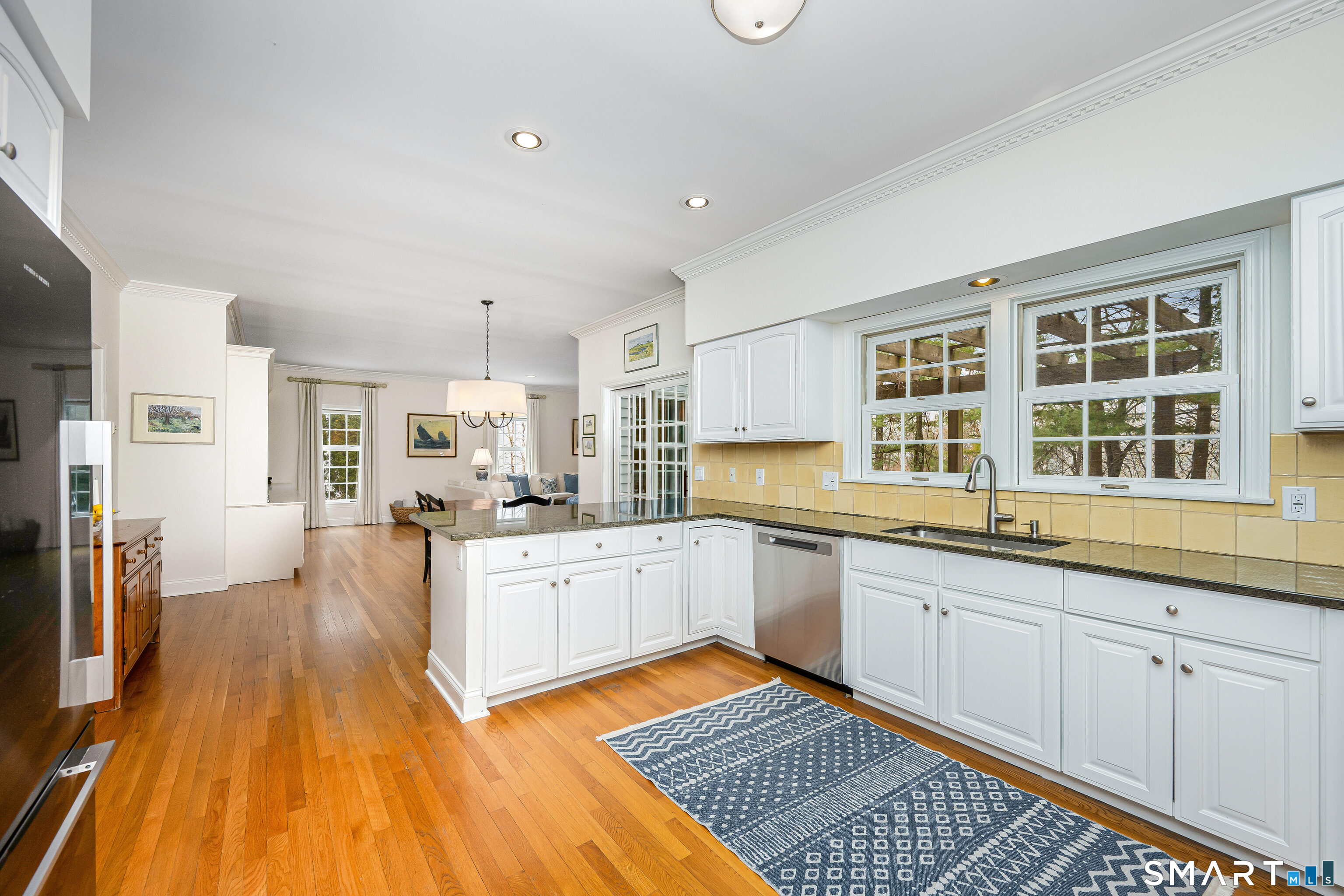 43 Phillips Lane Darien CT 06820