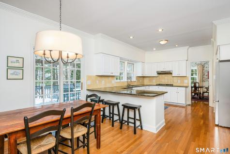 43 Phillips Lane Darien CT 06820