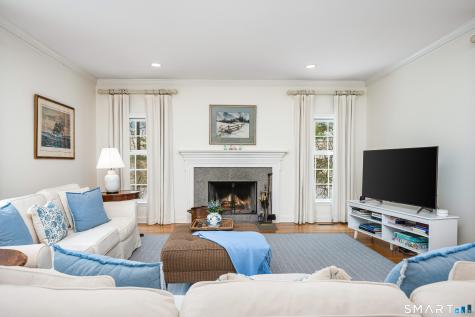 43 Phillips Lane Darien CT 06820