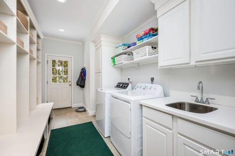 43 Phillips Lane Darien CT 06820