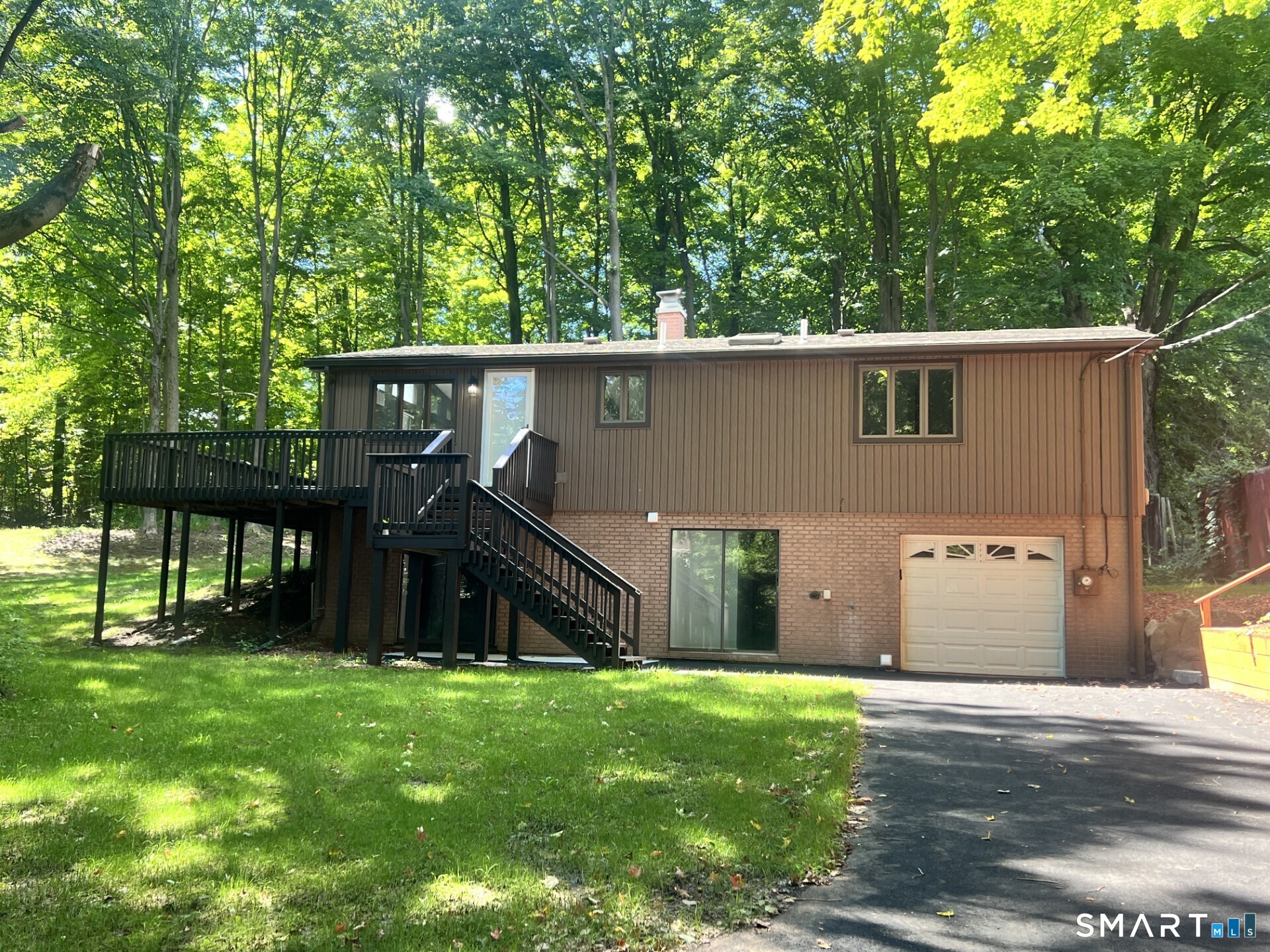 19 Smithfield Avenue Meriden CT 06451