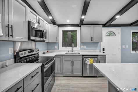 19 Smithfield Avenue Meriden CT 06451