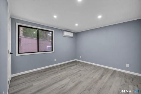 19 Smithfield Avenue Meriden CT 06451