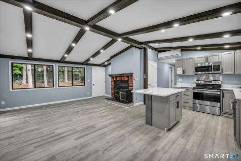 19 Smithfield Avenue Meriden CT 06451