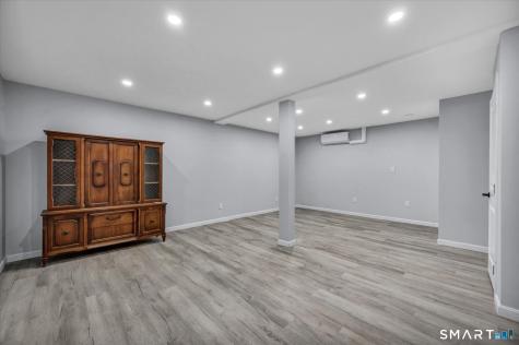 19 Smithfield Avenue Meriden CT 06451