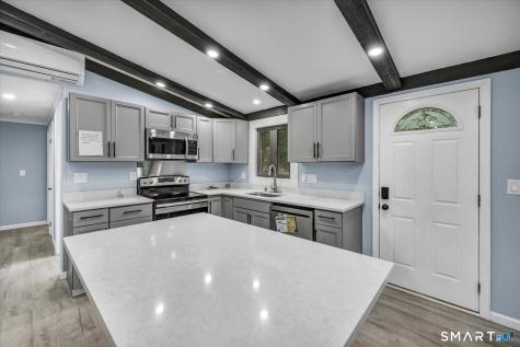 19 Smithfield Avenue Meriden CT 06451