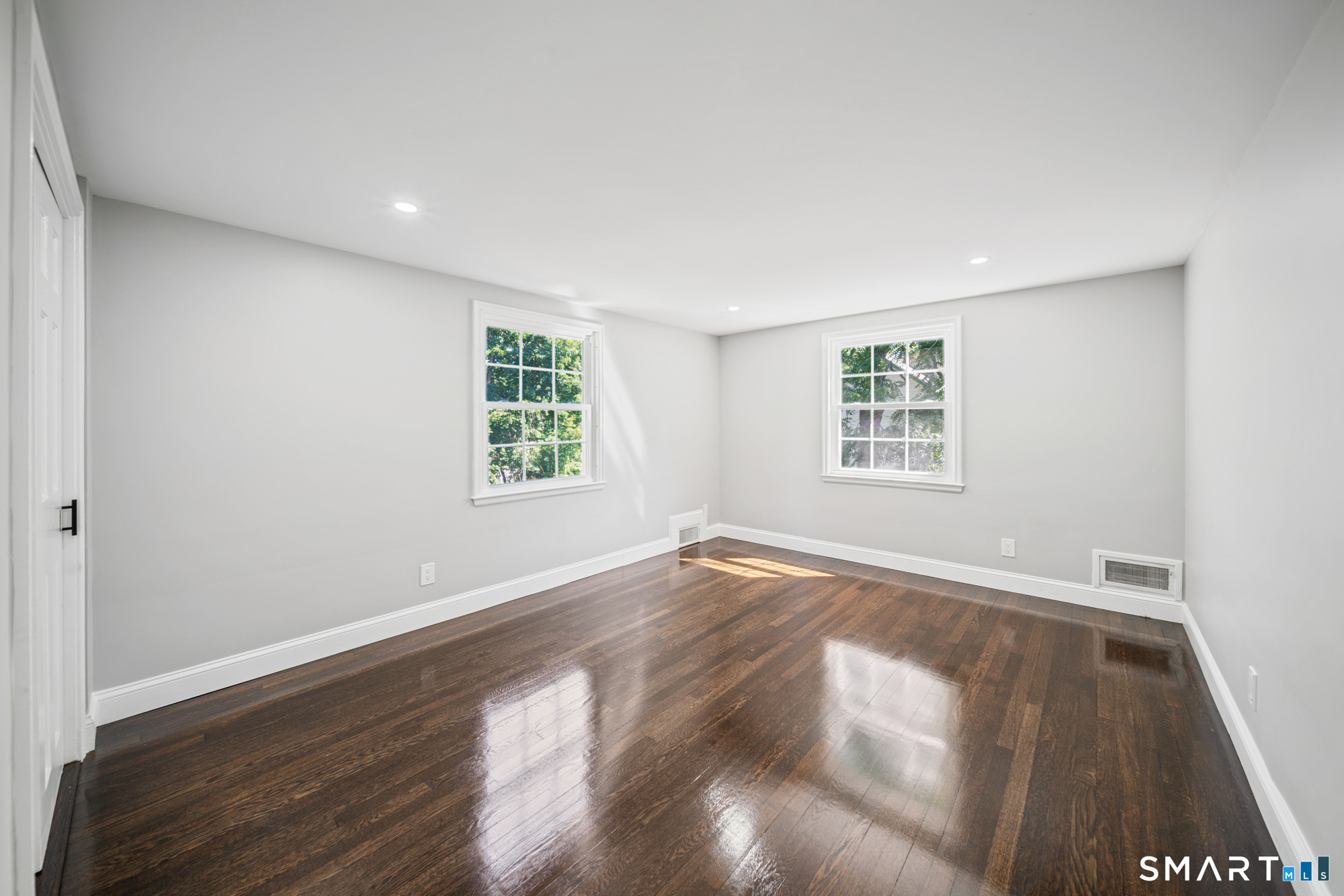 38 Roberts Lane West Hartford CT 06107