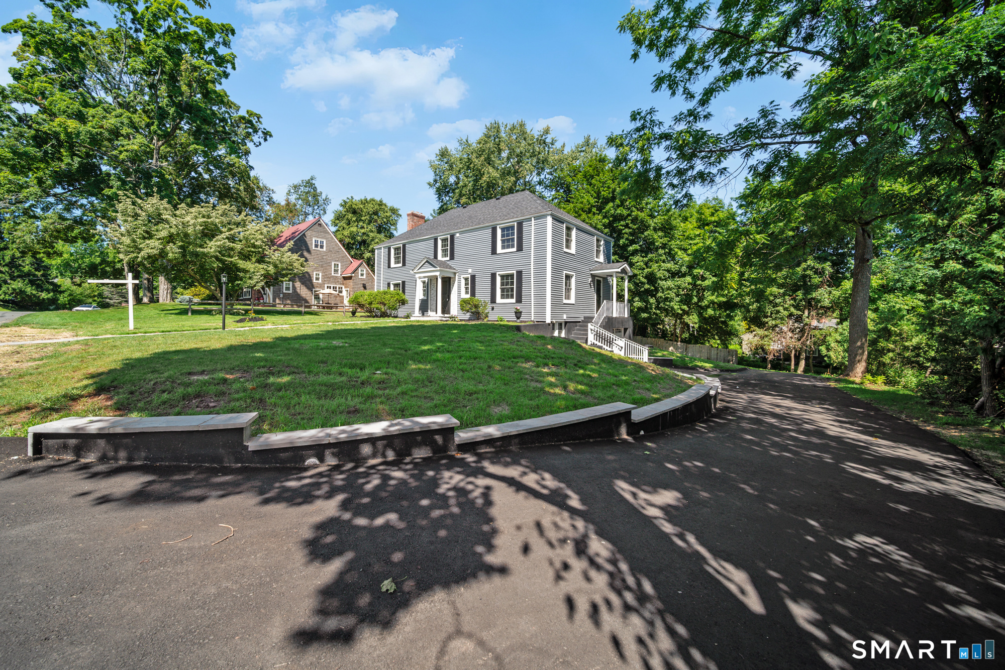 38 Roberts Lane West Hartford CT 06107