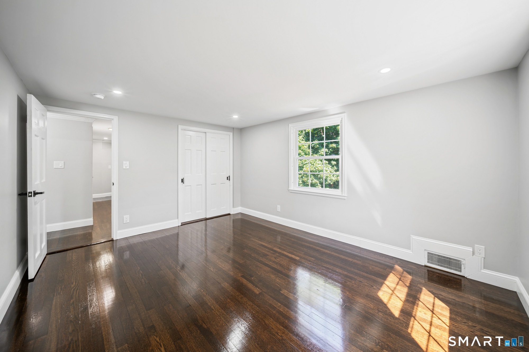 38 Roberts Lane West Hartford CT 06107