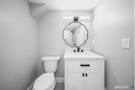38 Roberts Lane West Hartford CT 06107