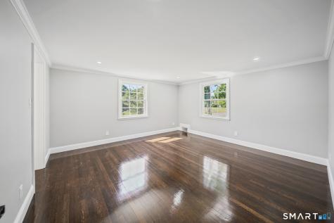 38 Roberts Lane West Hartford CT 06107