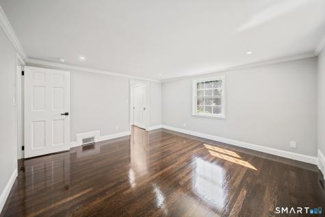 38 Roberts Lane West Hartford CT 06107