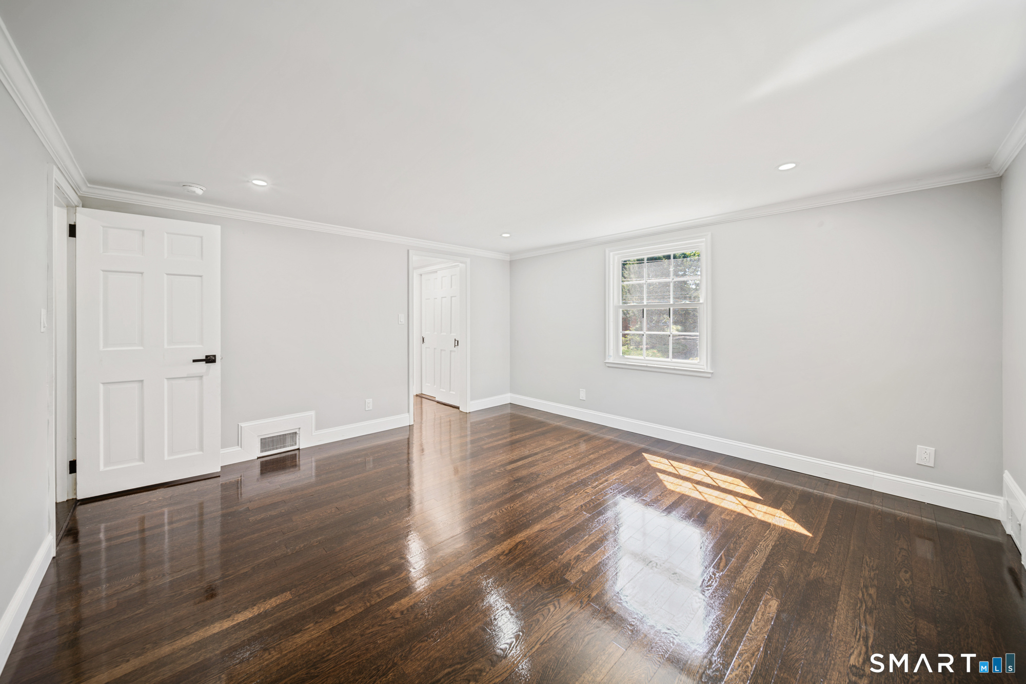 38 Roberts Lane West Hartford CT 06107