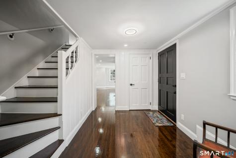 38 Roberts Lane West Hartford CT 06107