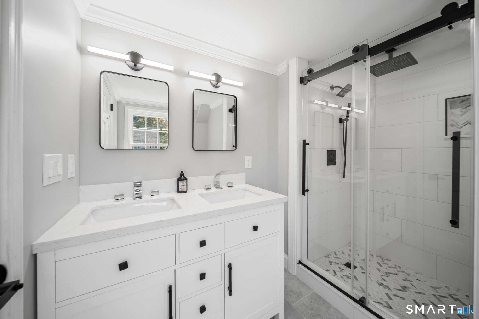 38 Roberts Lane West Hartford CT 06107