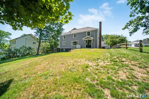 38 Roberts Lane West Hartford CT 06107