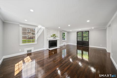 38 Roberts Lane West Hartford CT 06107