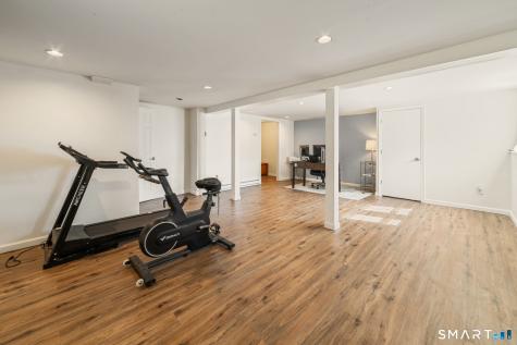 185 Bluebird Drive Naugatuck CT 06770