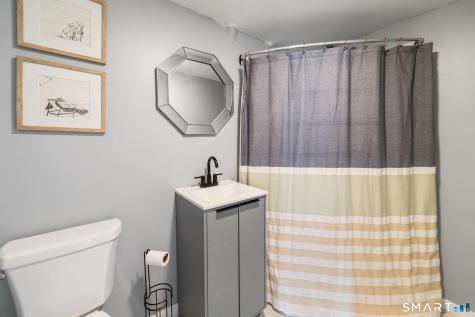 185 Bluebird Drive Naugatuck CT 06770