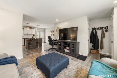 185 Bluebird Drive Naugatuck CT 06770