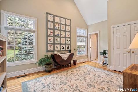 42 Dogwood Lane Stamford CT 06903