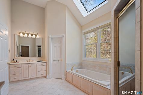 42 Dogwood Lane Stamford CT 06903