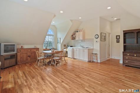 42 Dogwood Lane Stamford CT 06903
