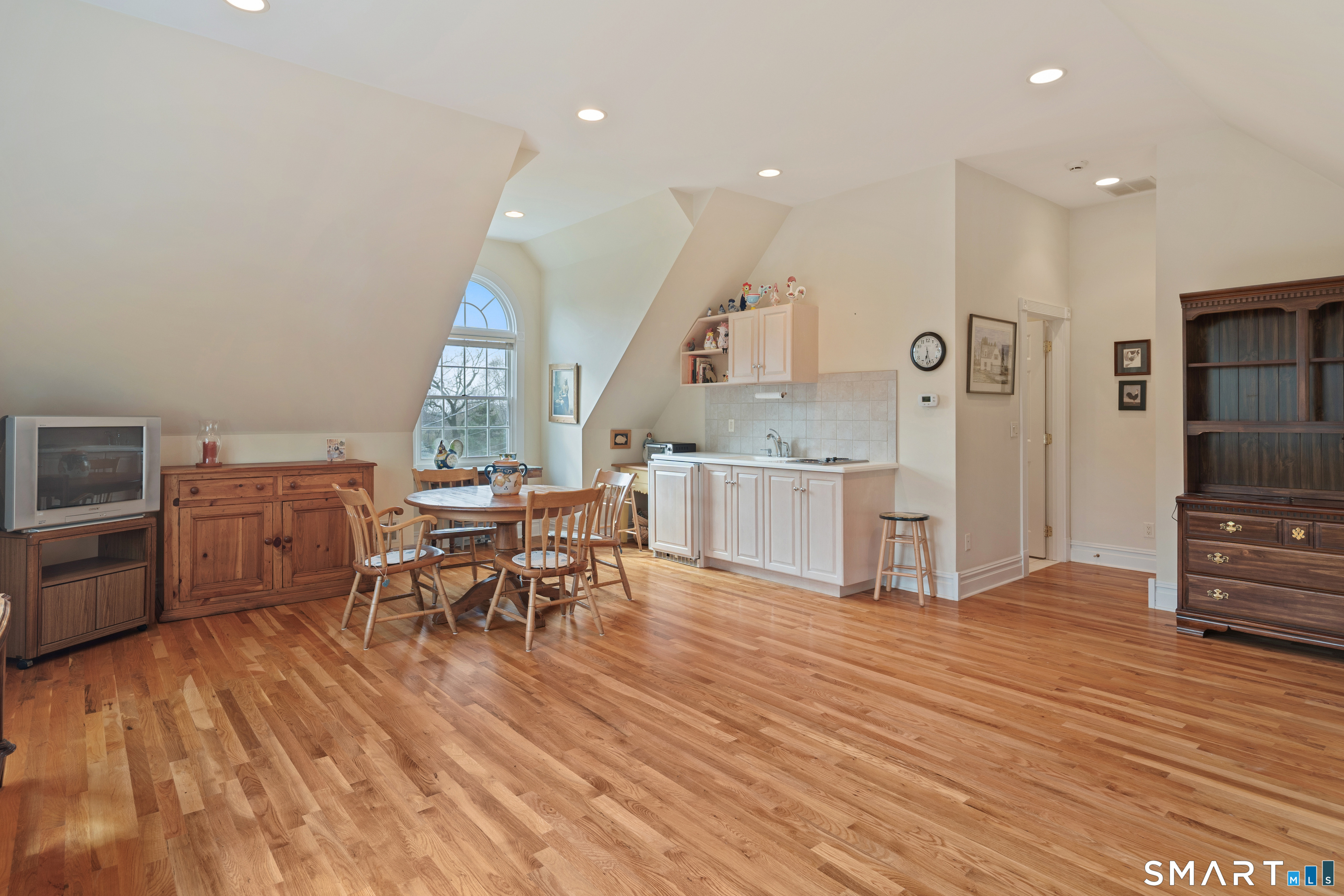 42 Dogwood Lane Stamford CT 06903