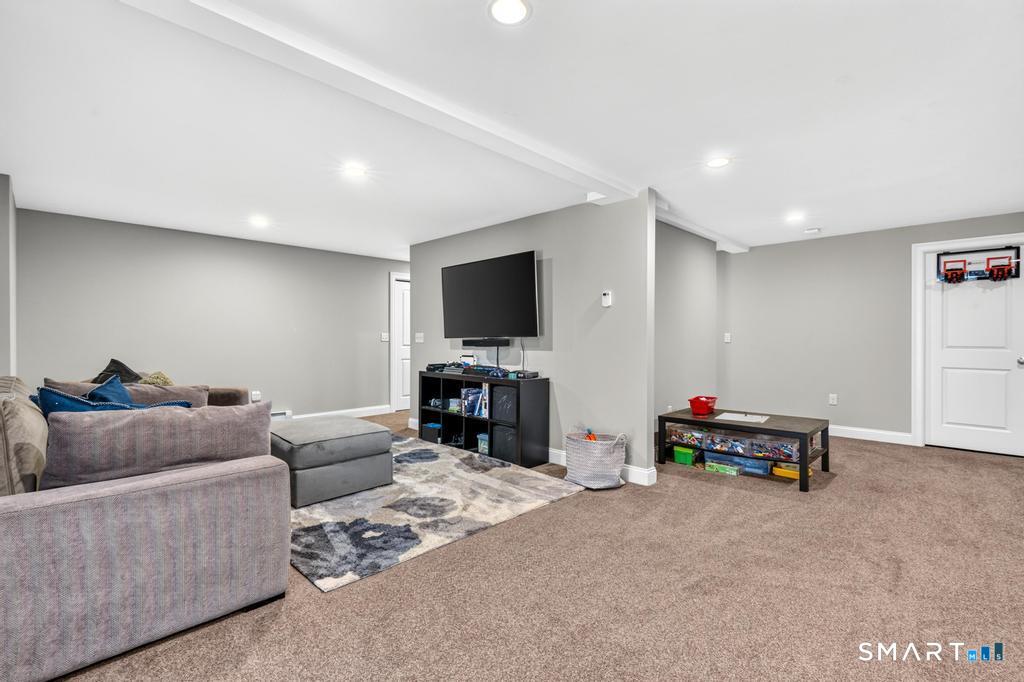6 Mountainside Tolland CT 06084
