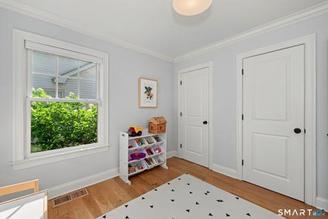 16 Dale Drive Greenwich CT 06831