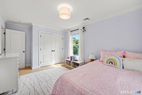 16 Dale Drive Greenwich CT 06831
