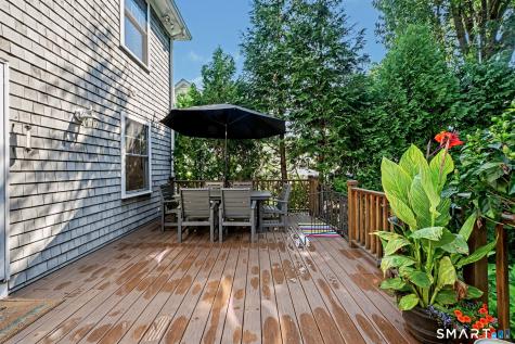 16 Dale Drive Greenwich CT 06831