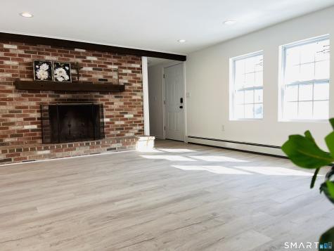 19 Sapia Drive East Lyme CT 06357