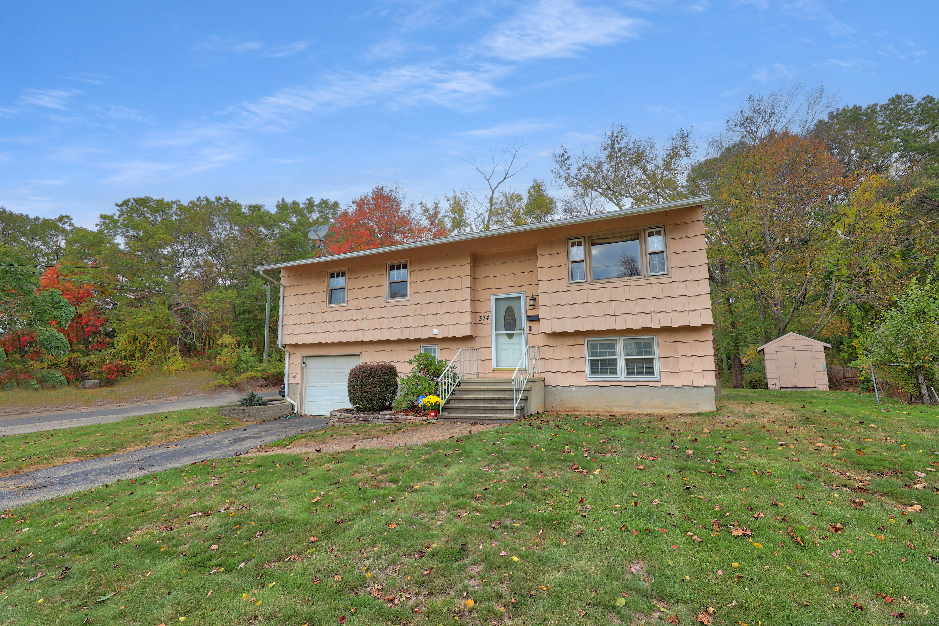 374 Beth Lane Waterbury CT 06705